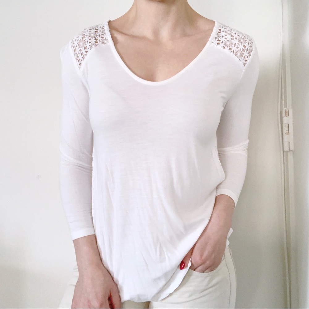 Old Navy white 3/4 sleeve scoop-neck top crochet knit yoke boho beach summer Y2K